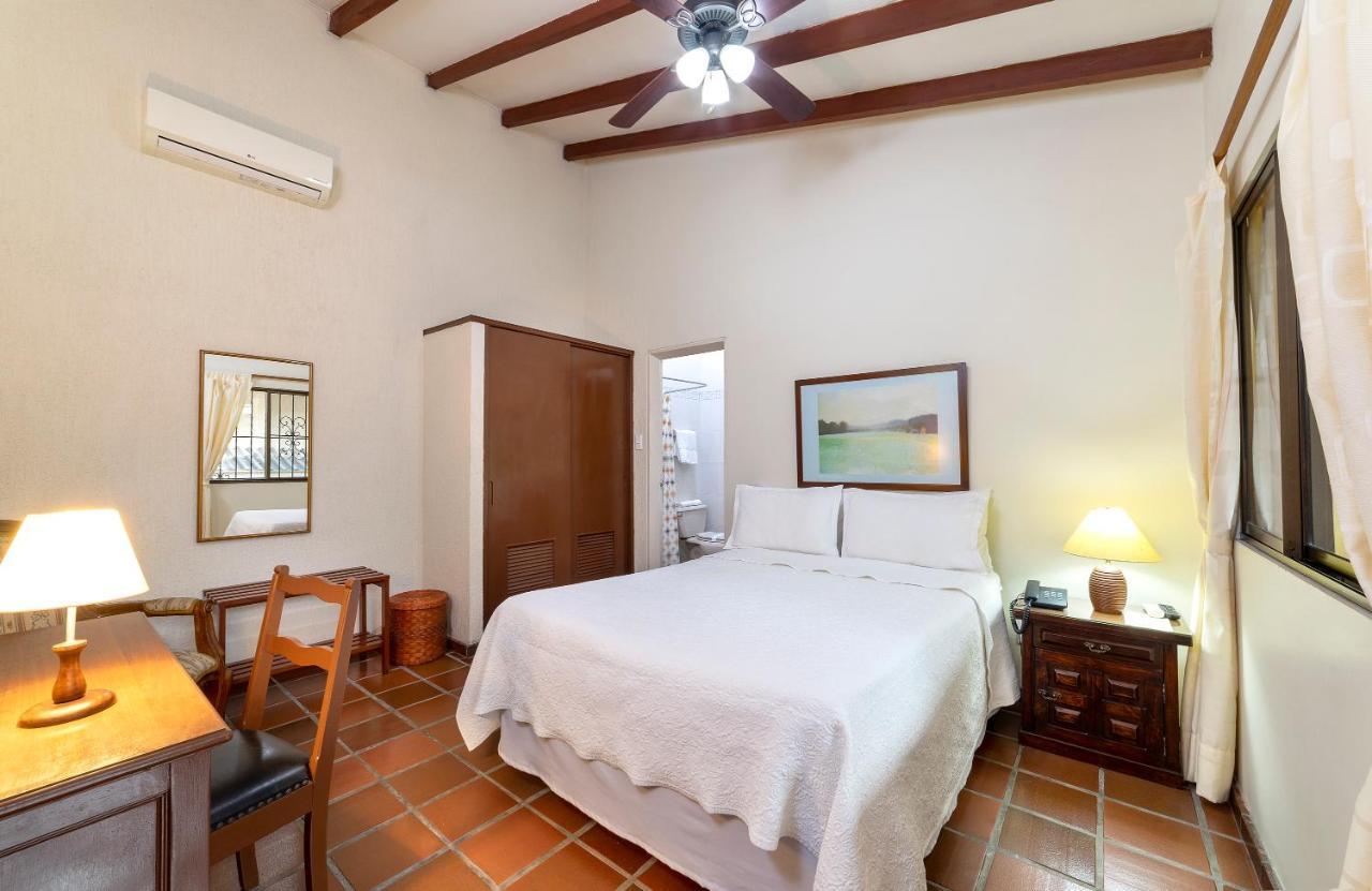 Hotel Stein Colonial Кали Экстерьер фото