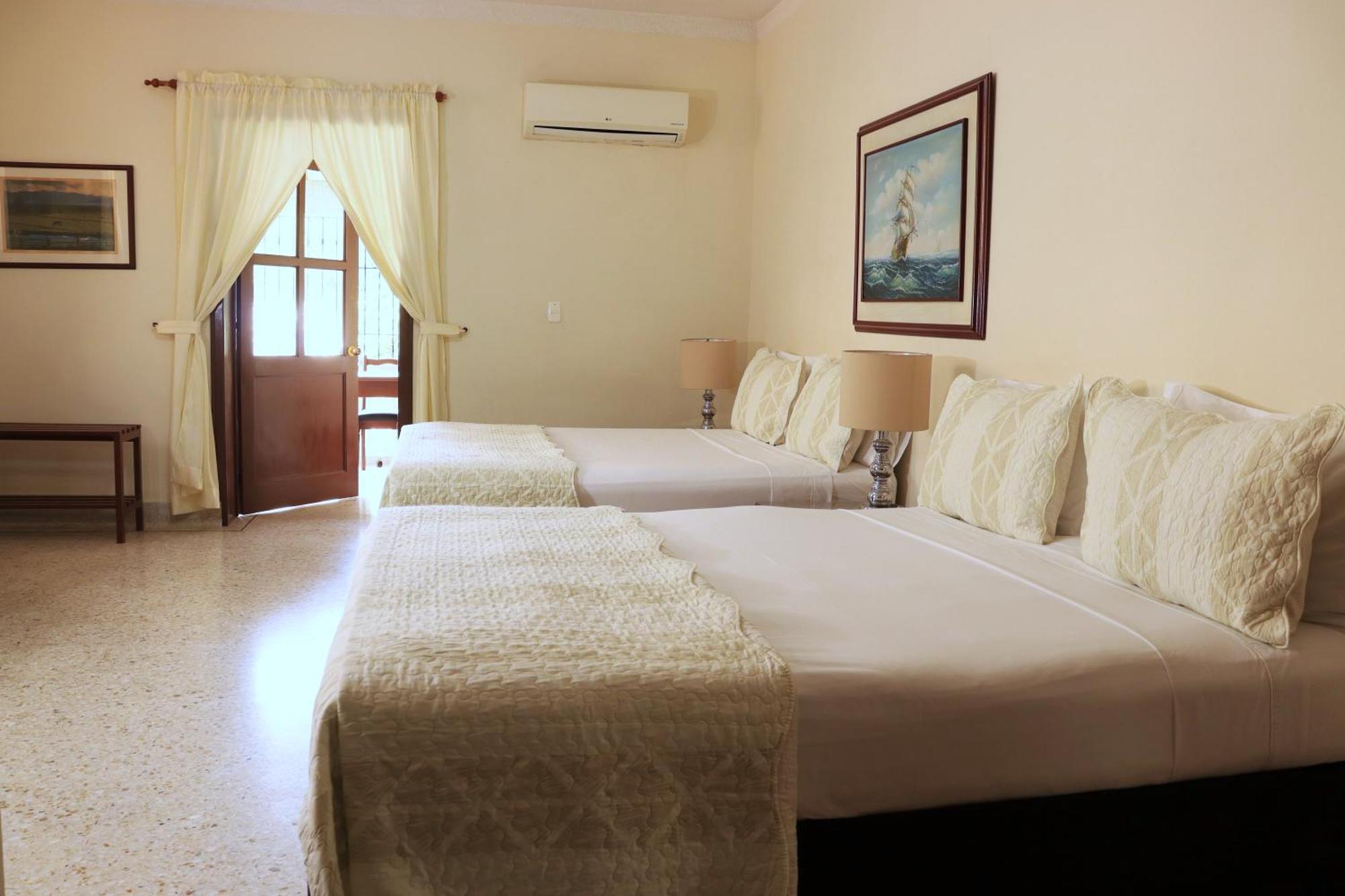 Hotel Stein Colonial Кали Экстерьер фото
