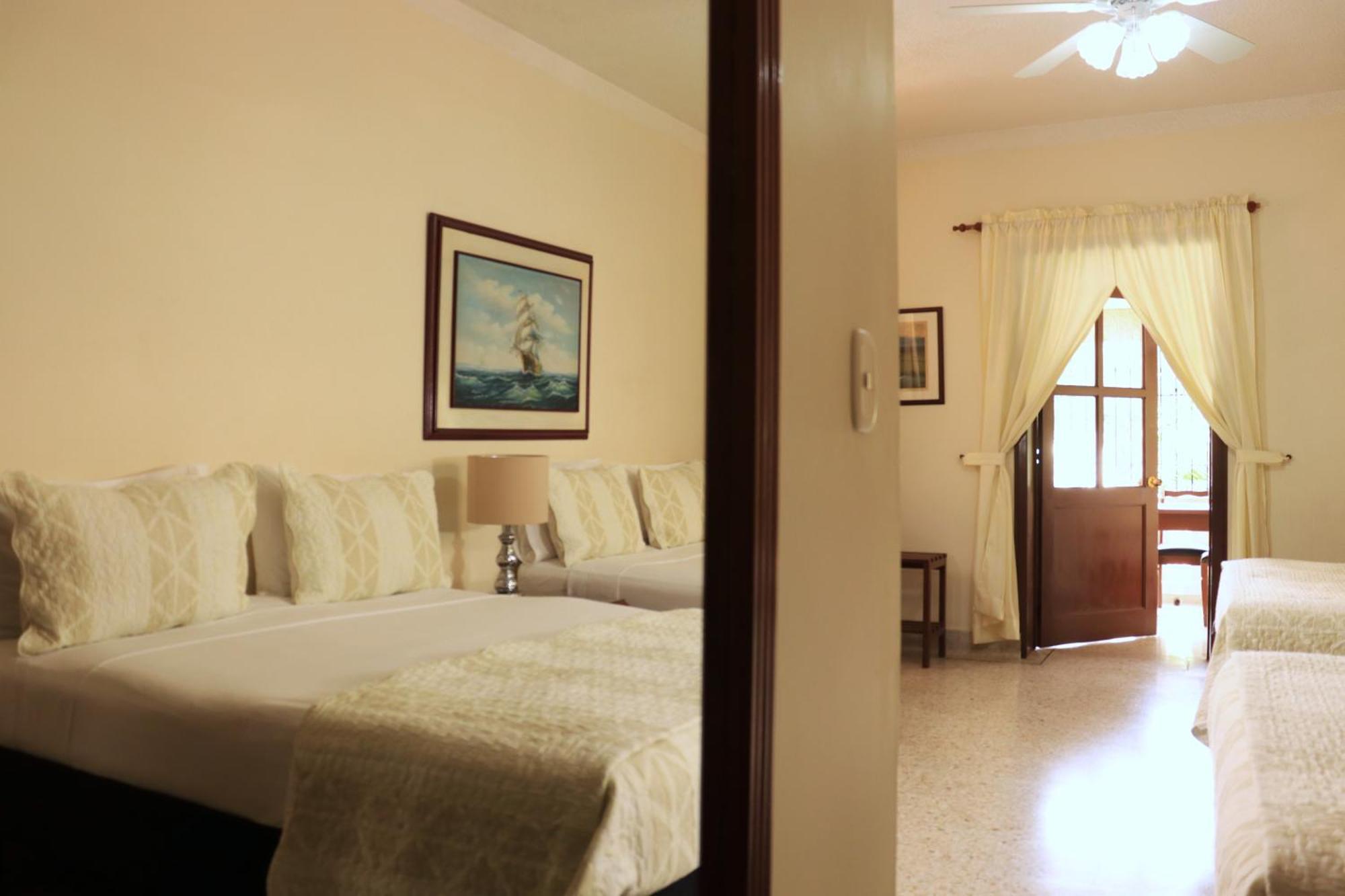 Hotel Stein Colonial Кали Экстерьер фото